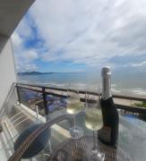 Ap frente mar Meia praia
