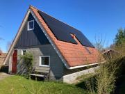 Heide 6pers Waterfront house at a typical dutch canal, by the Lauwersmeer