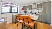 BRAND NEW!! 2 Bedroom 2 Bathroom Town Center Apt in Camberley FREE WiFi By REDWOOD STAYS BRAND NEW!! 2 Bedroom 2 Bathroom Town Center Apt in Camberley FREE WiFi By REDWOOD STAYS