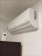 Apto Ed Wave, sol da manhã, andar alto, ótima localização