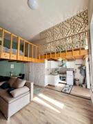 Calm and elegant apartment with AC in the downtown