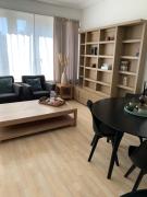 Une belle étage à Stockel with charming patio Une belle étage à Stockel with charming patio