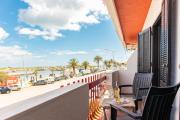 Apartamento Avenida - sunny apartment over the marina
