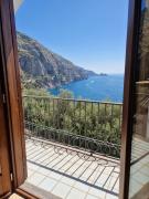 HOLIDAY double HOLIDAY double