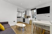 Central, modern 1 Bed in Kennington, Sleeps 4