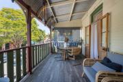 Luxury Couples Stay Bangalow l Nova Escapes