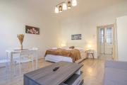 1BR Apt Smart TV & Fully Equipped, for Longstays
