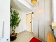 Large apartment near the sea