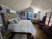 Whispering Creek Mountain Lodge