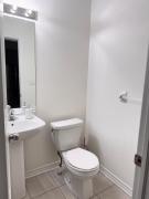 Nice Cozy Room in Thorold, close to Niagara Falls