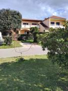 Apartment Tome - room with bathroom and separate kitchen