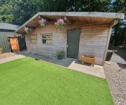 The Little Lodge is a cosy luxury hideaway.. The Little Lodge is a cosy luxury hideaway..