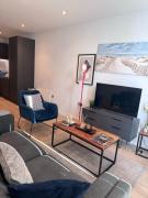 City Centre - 2-Bed High Rise Apartment - Sleeps 4