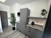 ResiLets - Mood Studio 4 - Town centre studio room with en-suite