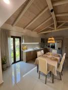 Top Kókkinos Pírgos