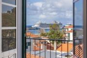 Funchal pad with Harbor Views & cool Aircon Bliss