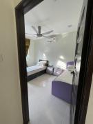 Top Kangar