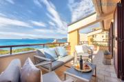 ClickSardegna Attic Vittoria with terrace facing the sea and parking space