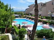 110 - Appartamento trilocale a Marcelli al piano terra al Residence Pineta con Piscina vicino al mare - SPIAGGIA INCLUSA