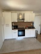 T2 Rénové St-Priest centre avec Parking Privé