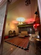 Five minutes to pyramids