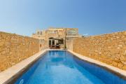 Solaris Gozitan Villa With Pool Gozo - Happy Rentals