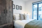 Urban 2 Bedroom Flat Next to Brighton Station