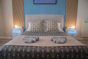 Saras Home - Modern Apartment Near Metro, Perfect for Families and Groups in Rome