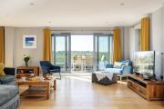 14 Azure in Fistral, Newquay