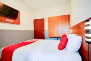 Top Polonia Airport