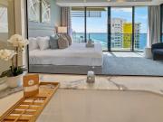 Luxury Oracle Skyhome 39th floor with Stunning Ocean Views