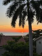 Beach Front Condo for 10 people