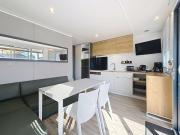 Mobil-home Confort 4 pers, plage à 200m, piscine chauffée, terrasse Sud, parking, wifi inclus - FR-1-361A-81