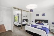 Cosy 3 Bedroom house with free parking, Sleep 6, Close to City Cosy 3 Bedroom house with free parking, Sleep 6, Close to City