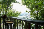 Surrounded by greenery Chalet - September Garden