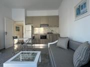 Appartement une chambre avec terrasse 3 mins de la plage 1 hammamet nord