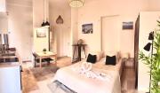 Studio cosy, terrasse, proche Mer et tramway
