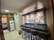 Flats próximo ao Shopping Singapura - pode descer com bebidas para o Park Aquático 1410