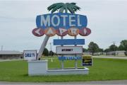 Capri Motel By OYO Elwood, Wathena