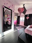 Maison 60 m2 Loveroom romantique avec jacuzzi privé à 10 min de Nancy et jardin privé