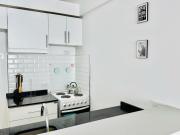 Estudio industrial con balcón