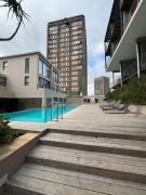 Elegant Oasis in Cape Town CBD Pool Gym & City Views