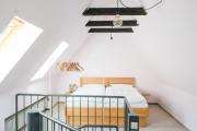 Top Detmold