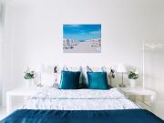Wonderful and cosy apartment in the heart of Berlin, next to Check Point Charlie, 1 to 4 Guests