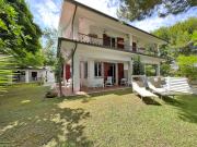 143 - VILLA BIANCA Villa Quadrilocale a Marcelli con ampio giardino aria condizionata WIFI e SPIAGGIA inclusa nel prezzo