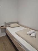 Lilliput - 2in1 little houses