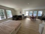 Blue HIll Apartment in the Woods