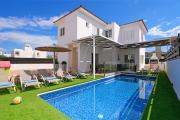Villa White Star - 100m from Serena Beach