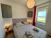 Charming seaside family home - sleeps 8