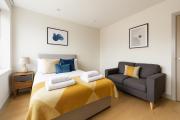 Bright Studio Flat - Walk to River Thames & Kingston Town Bright Studio Flat - Walk to River Thames & Kingston Town